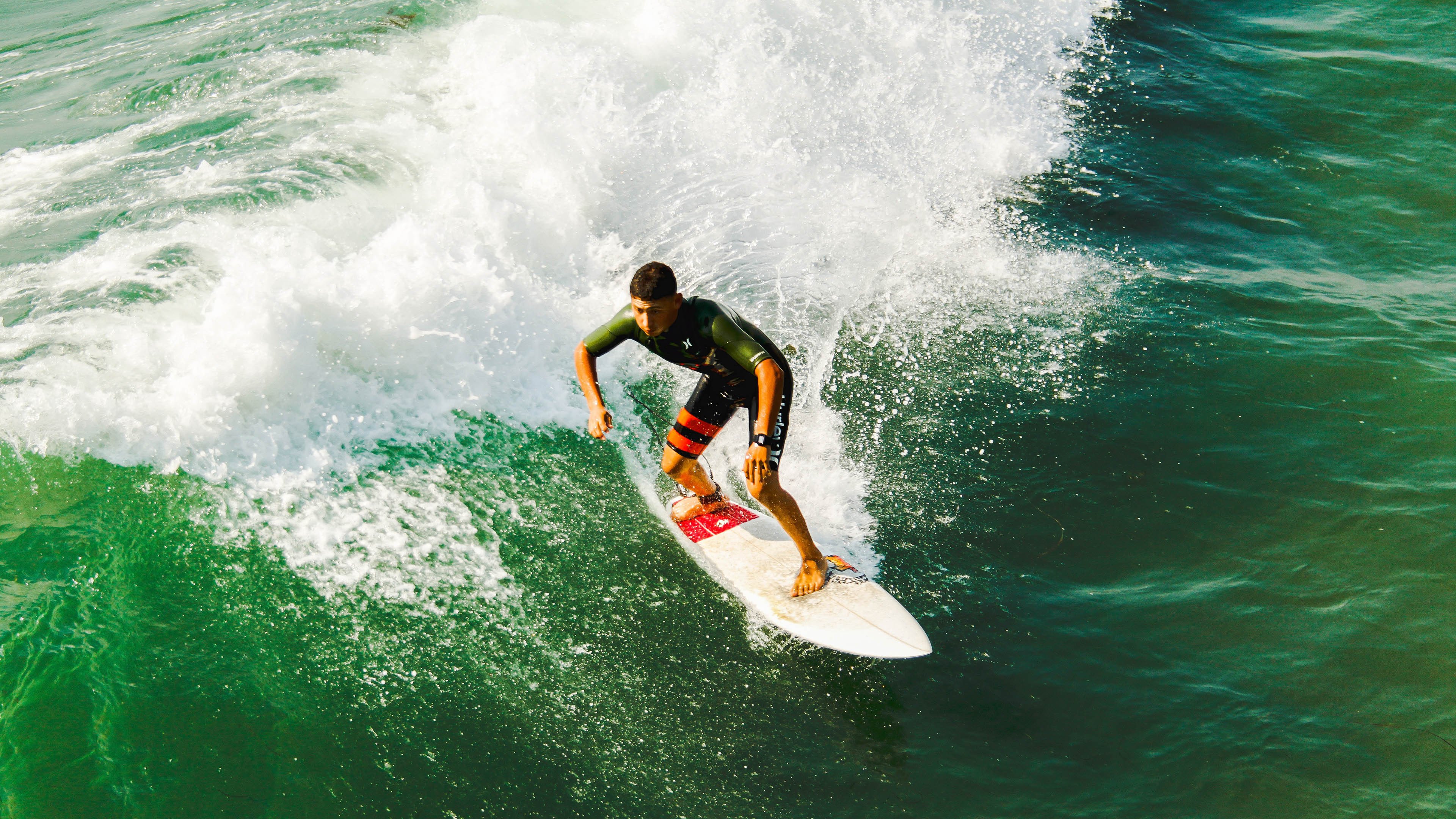 日本代表团成员体验杭州亚运村服务，赞赏志愿者热情好客。，广州亚运会日本代表团